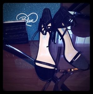 Besty  Johnson black beaded heels sz 8.5